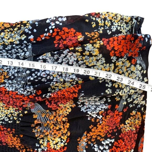 Anthropologie Akemi Kin Adria Floral Long Sleeve Smocked Blouse - Picture 13 of 13